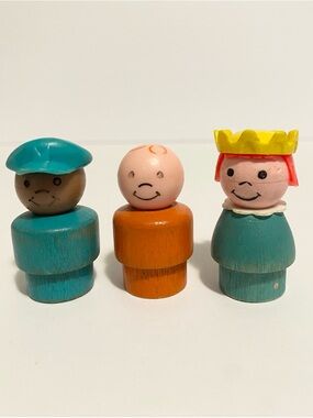 Vintage Little People Wooden Figure Dolls Queen Princess Boy w Hat Girl Lot